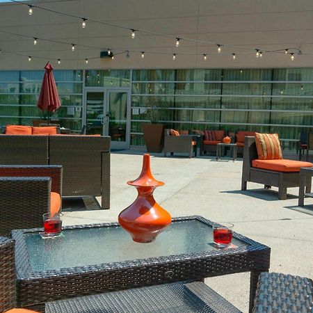 Courtyard Long Beach Airport Eksteriør bilde